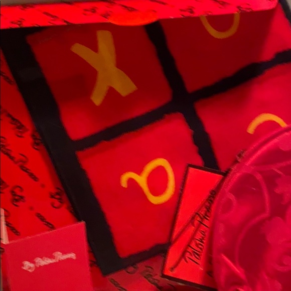 🇮🇹PALOMA PICASSO SCARF AND MAKEUP CASE (TWO ITEMS FOR ONE PRICE) VINTAGE RARE - Picture 3 of 8